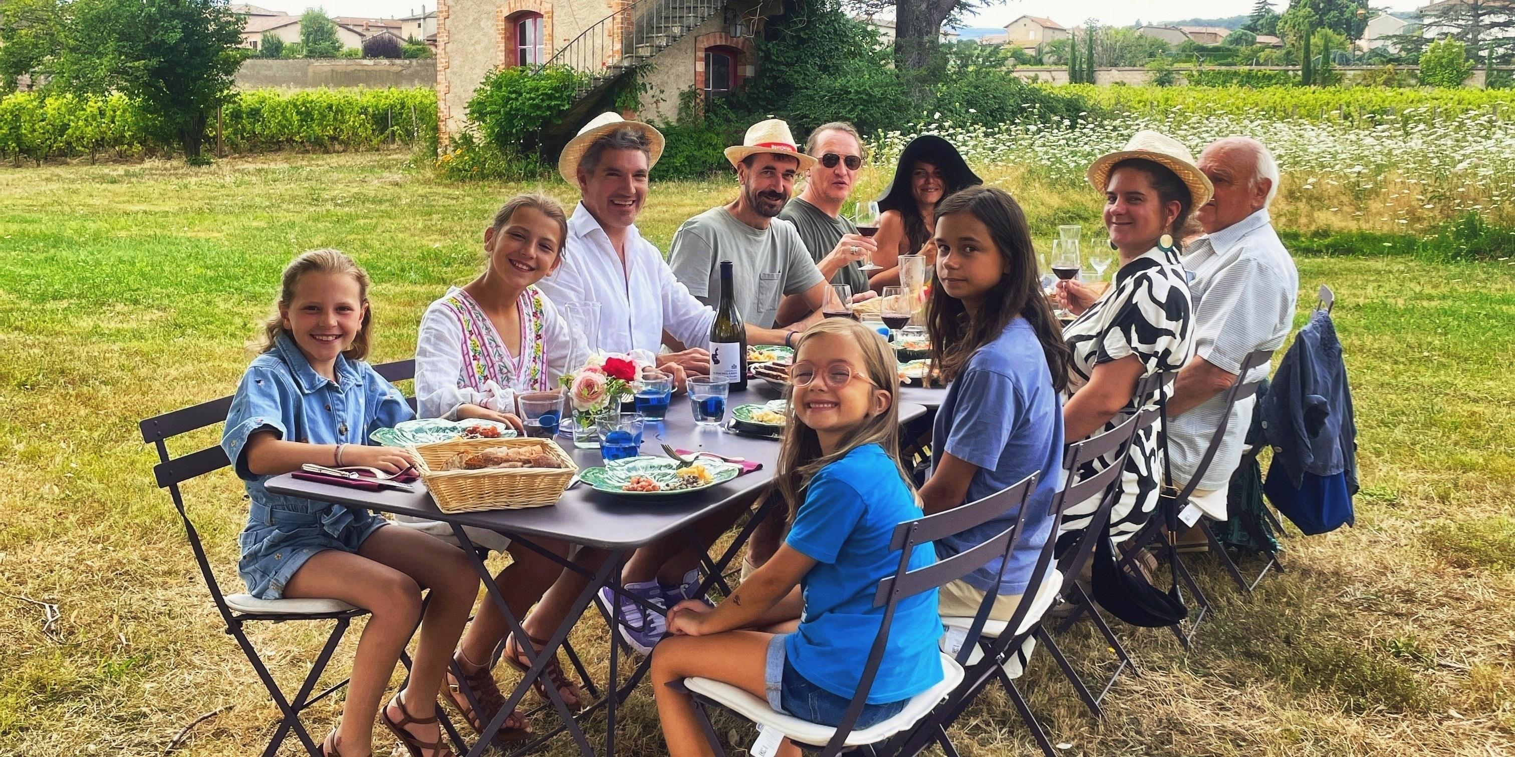 The Table of Château des Bachelards